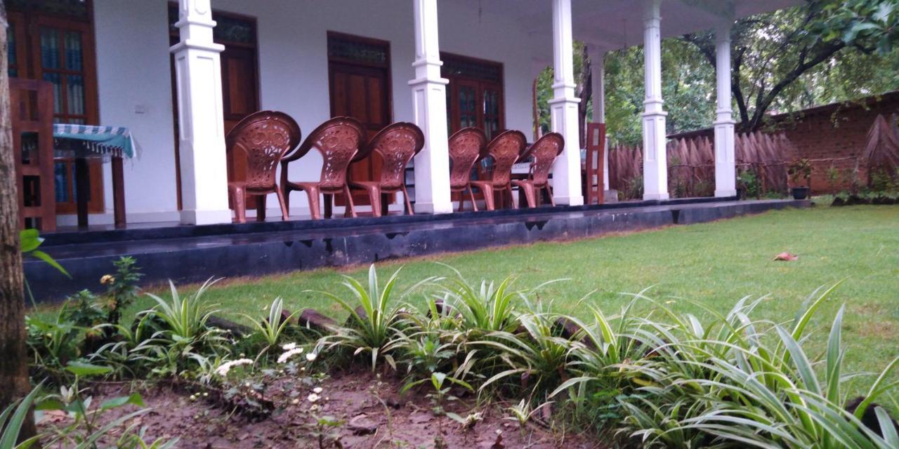 Thuruliya Residence Sigiriya Bagian luar foto