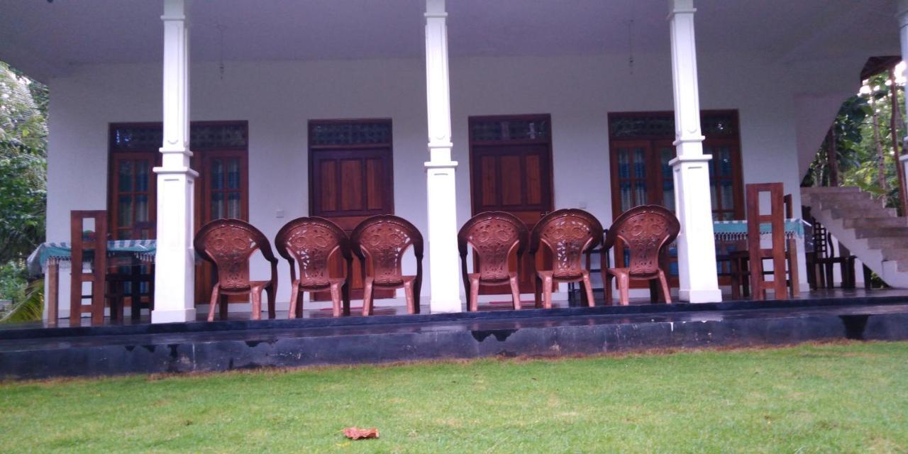Thuruliya Residence Sigiriya Bagian luar foto